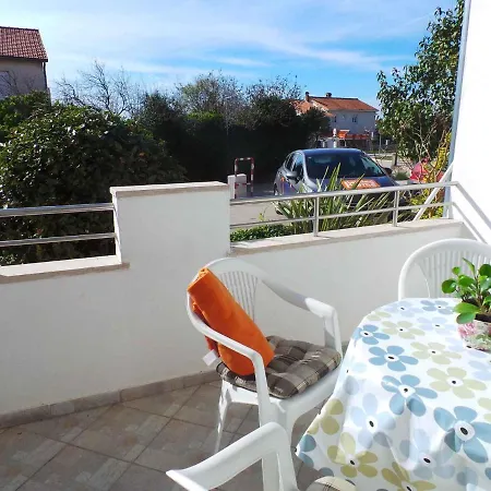 Apartment In Peroj/Istrien 8459 Διαμέρισμα *