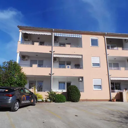Apartment In Peroj/Istrien 8459 Peroj