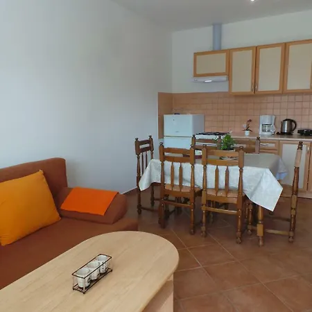 Apartment In Peroj/Istrien 8459 Διαμέρισμα