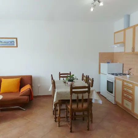 Apartment In Peroj/Istrien 8459 Διαμέρισμα *